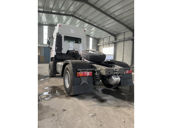 قلابات HOWO Truck Unit 4*2 Click for Discount: صور 4 قلابات HOWO Truck Unit 4*2 Click for Discount: صور 4