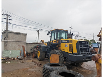 اللودر بعجل KOMATSU wheel Loader: صور 2 اللودر بعجل KOMATSU wheel Loader: صور 2