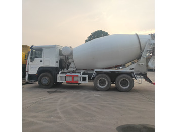 خلاطه اسمنت SINOTRUK HOWO