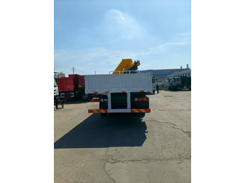 شاحنة كرين Shacman: صور 5 شاحنة كرين Shacman: صور 5