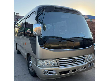 صغيرة TOYOTA