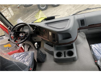 تأجير SINOTRUK Howo 371hp Truck Head for Sale In Tanzania SINOTRUK Howo 371hp Truck Head for Sale In Tanzania: صور 3