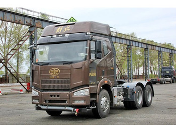 شاحنة جرار FAW