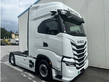 تأجير  Iveco S-Way 580 Voll Iveco S-Way 580 Voll: صور 2
