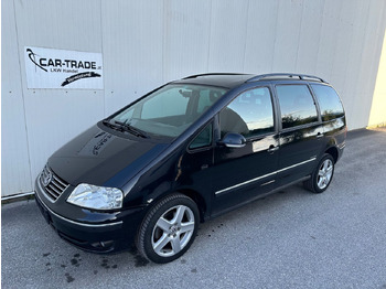 ميكروباص VOLKSWAGEN