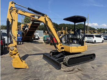 حفارة مصغرة CATERPILLAR 303.5
