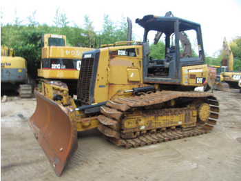 بلدوزر CATERPILLAR D3