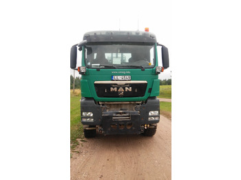 الآلات والماكينات الزراعية MAN