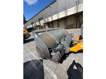 اللودر بعجل Liebherr L538: صور 3