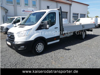 الشاحنات الصغيرة المسطحة FORD Transit