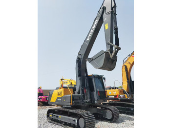 حفارات زحافة VOLVO EC210