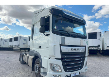 شاحنة جرار DAF XF 480
