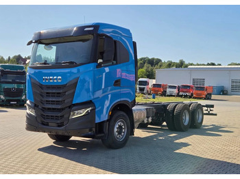 الشاسيه شاحنة IVECO S-WAY