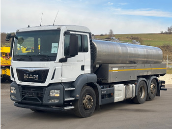شاحنة صهريج MAN TGS 26.400