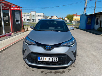 سيارة دفع رباعي TOYOTA