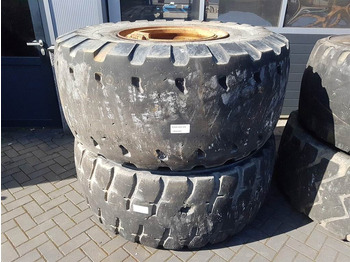 الإطارات والجنوط - آلات البناء Case 921C-Michelin 26.5R25-Tire/Reifen/Band: صور 4