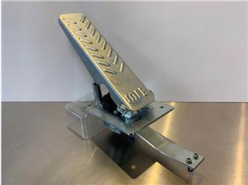 الكابينة والداخلية TEREX