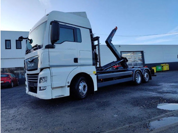 شاحنة ذات الخطاف MAN TGX 26.460