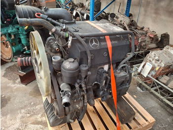 المحرك MERCEDES-BENZ