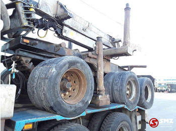 نصف مقطورة اخشاب