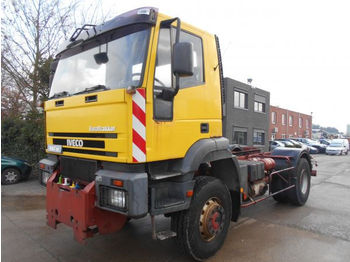 شاحنة جرار Iveco  Eurotrakker 190E30 4x4 133'km!!: صور 1