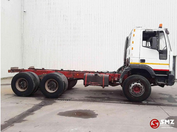 الشاسيه شاحنة Iveco Eurotrakker 260.34 6x4 manual pump!: صور 4