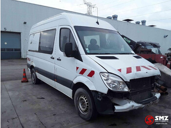 الشاحنات الصغيرة صندوق مغلق MERCEDES-BENZ Sprinter 311
