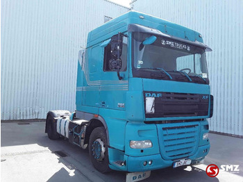 شاحنة جرار DAF XF 105 460