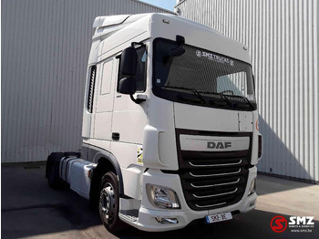 شاحنة جرار DAF XF 460