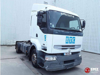 شاحنة جرار RENAULT