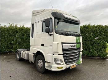 شاحنة جرار DAF XF 480
