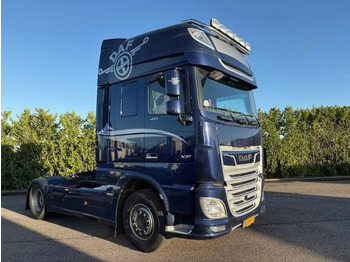 شاحنة جرار DAF XF 480