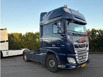 شاحنة جرار DAF XF 480