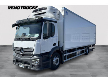 متساوي شاحنة MERCEDES-BENZ Actros 1830