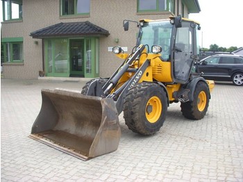 اللودر بعجل Volvo L 20 F (12001167): صور 1