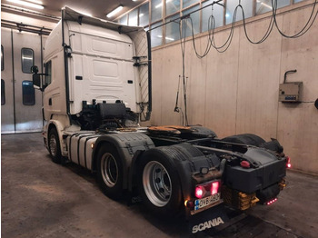 شاحنة جرار Scania R 560: صور 3