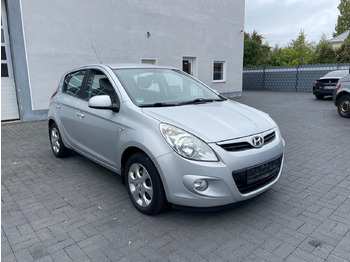 سيدان HYUNDAI