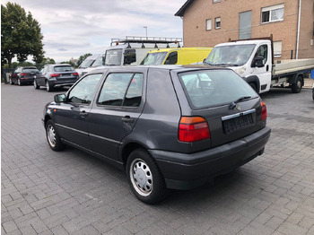 سيدان Volkswagen Golf 1.8 GL Klima: صور 4 سيدان Volkswagen Golf 1.8 GL Klima: صور 4