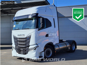 شاحنة جرار IVECO S-WAY