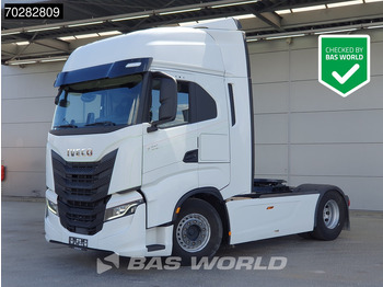 شاحنة جرار IVECO S-WAY