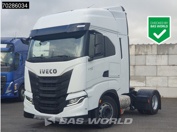 شاحنة جرار IVECO S-WAY