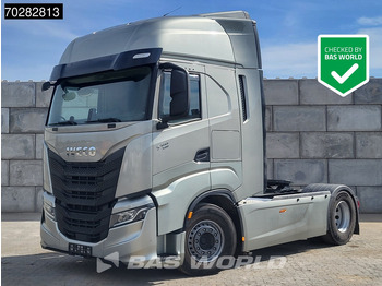 شاحنة جرار IVECO S-WAY