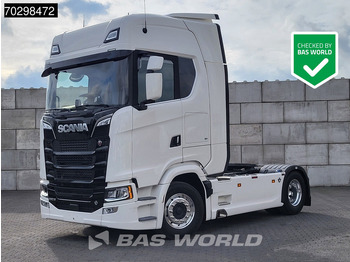 شاحنة جرار SCANIA S 660