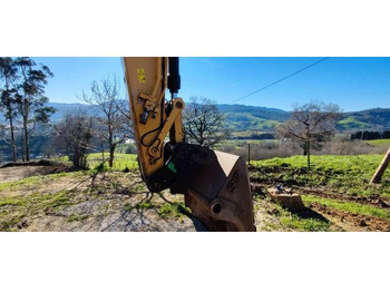 حفارات زحافة Caterpillar 320E LRR: صور 5