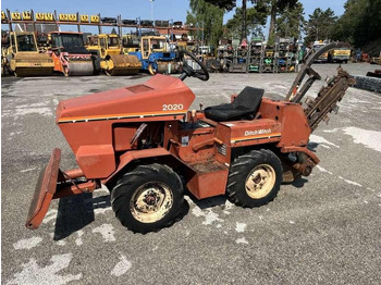 خندق‌کن DITCH WITCH 2020K: صور 3
