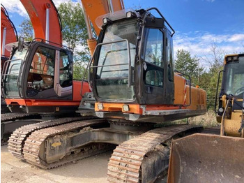 حفارات زحافة HITACHI