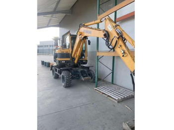 حفارة على عجلات Hyundai R55W-9A: صور 2