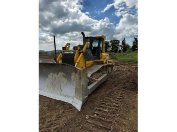 بلدوزر Komatsu D65EX: صور 2