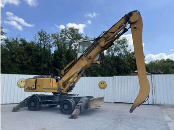 حفارة النقل والشحن LIEBHERR A 924