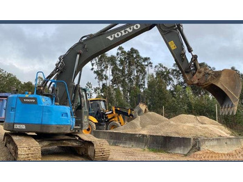 حفارات زحافة VOLVO ECR235DL
